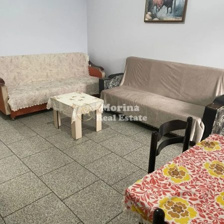 Tirane, jepet me qera shtepi 1+1 Kati 1, 50 m² 250 € (Universiteti Bujqësor i Tiranës)