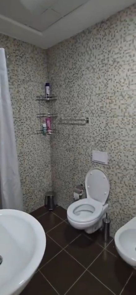 Tirane, jepet me qera apartament 2+1 Kati 3, 90 m² 700 € (Don Bosko)