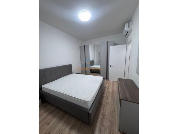 Tirane, jepet me qera apartament 1+1 Kati 4, 65 m² 550 € (Rruga Siri Kodra , Corner Residence)