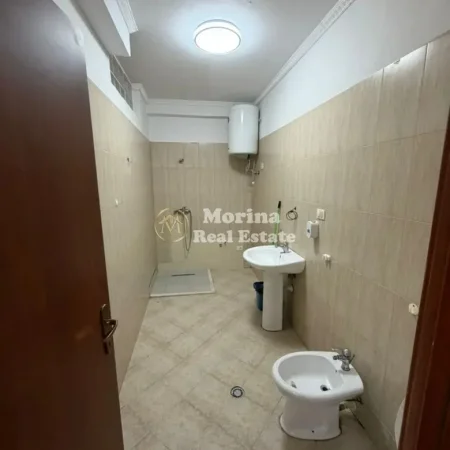 Tirane, shitet apartament 1+1+Ballkon Kati 3, 66 m² 91.000 € (Fresku)