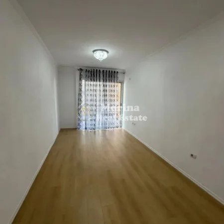 Tirane, shitet apartament 1+1+Ballkon Kati 3, 66 m² 91.000 € (Fresku)