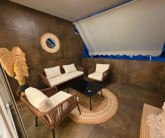 Tirane, shes apartament 2+1 Kati 8, 112 m² 320.000 € (Ish-Ekspozita)