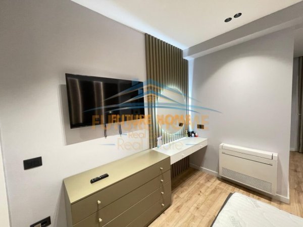 Tirane, jepet me qera apartament 2+1+2 Kati 9, 125 m² 1.300 € (MYSLYM SHYRI , Prane Kastratit)