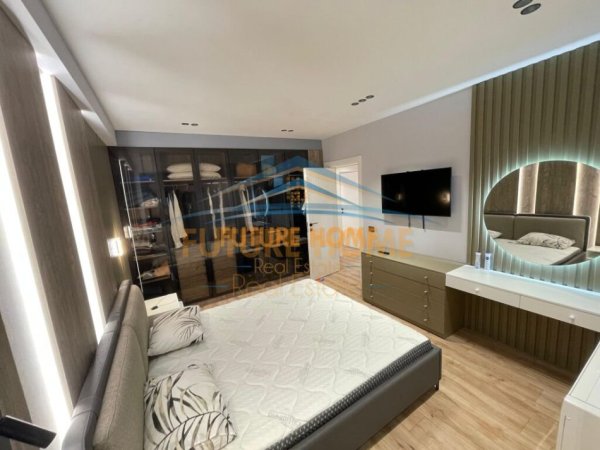 Tirane, jepet me qera apartament 2+1+2 Kati 9, 125 m² 1.300 € (MYSLYM SHYRI , Prane Kastratit)