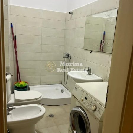 Tirane, jepet me qera apartament 2+1 Kati 1, 85 m² 500 € (Fresku)