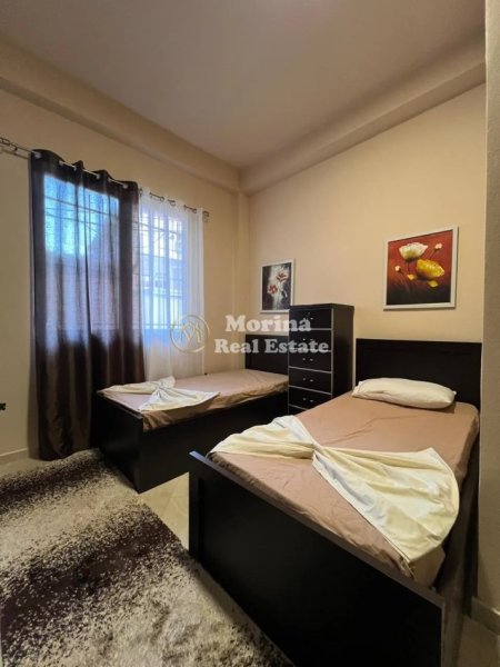 Tirane, jepet me qera apartament 2+1 Kati 1, 85 m² 500 € (Fresku)