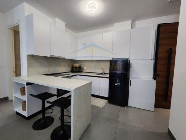 Tirane, jepet me qera apartament 2+1 Kati 0, 100 m² 1.200 € 