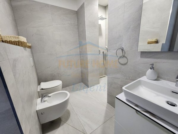 Tirane, jepet me qera apartament 2+1 Kati 0, 100 m² 1.200 € 