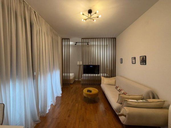 Tirane, jepet me qera apartament 1+1 Kati 4, 71 m² 920 € (Rruga e Barrikadave.)