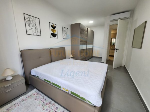 Tirane, jepet me qera apartament 2+1+Ballkon Kati 0, 100 m² 1.200 € (Kompleksi Forest, Tirane)