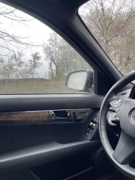 Tirane, shes makine Mercedes Benz C300 4Matic W204 Benzin, e zeze automatik Kondicioner 220 km 5.990 €