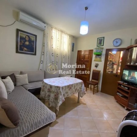 Tirane, jepet me qera shtepi 3+1 Kati 1, 85 m² 850 € (Ish Stacioni i Trenit)