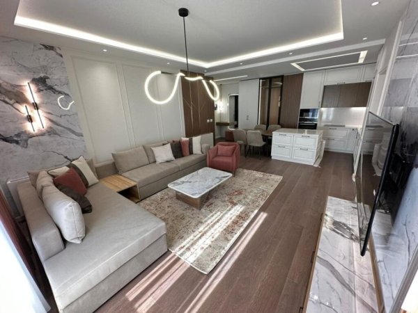 Tirane, jepet me qera apartament 2+1+Ballkon Kati 6, 90 m² 1.700 € (Rruga Kosovareve)