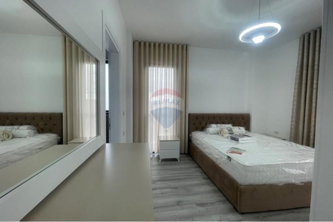 Tirane, jepet me qera apartament 2+1+Aneks+Ballkon Kati 6, 95 m² 800 € (Don Bosko)