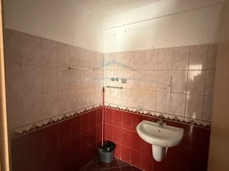 Tirane, shitet apartament 2+1 , 98 m² 225.000 € 