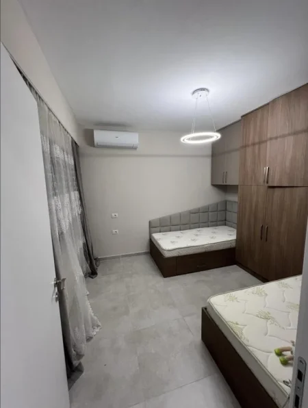Tirane, shitet apartament 2+1 Kati 4, 74 m² 155.000 € (Kodra e Diellit)