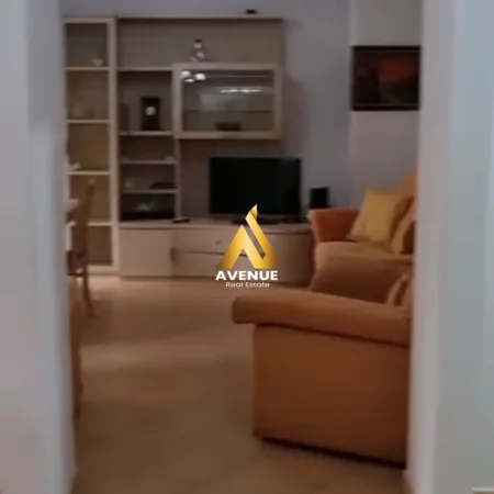 Tirane, jepet me qera apartament 2+1+Ballkon Kati 2, 80 m² 650 € (medar shtylla)