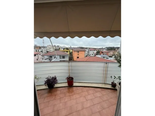 Tirane, shitet apartament 2+1+Ballkon Kati 4, 112 m² 218.000 € (EKONOMIKU)
