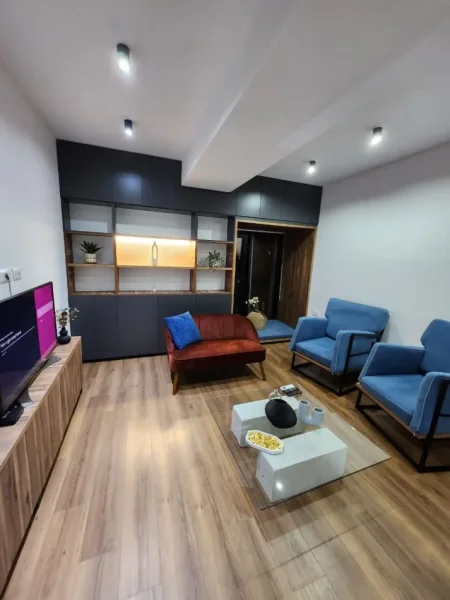 Tirane, shitet apartament 1+1+Ballkon Kati 11, 70 m² (Square21)