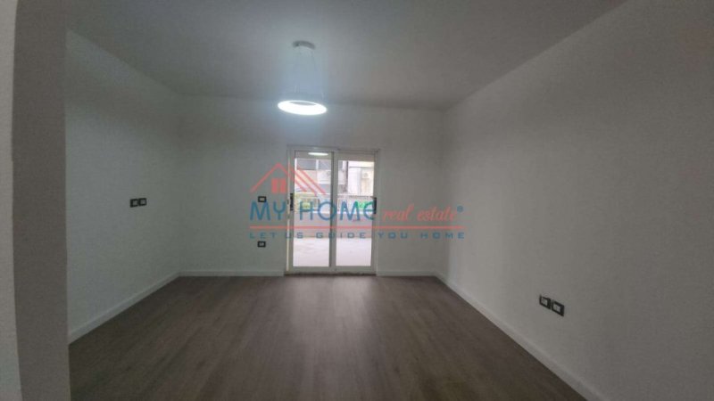 apartament-11-ne-shitje-tek-komuna-e-parisit-2.jpg