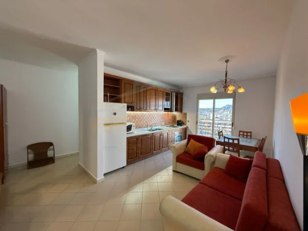 Durres, jepet me qera apartament 1+1 Kati 9, 350 € (Durres)