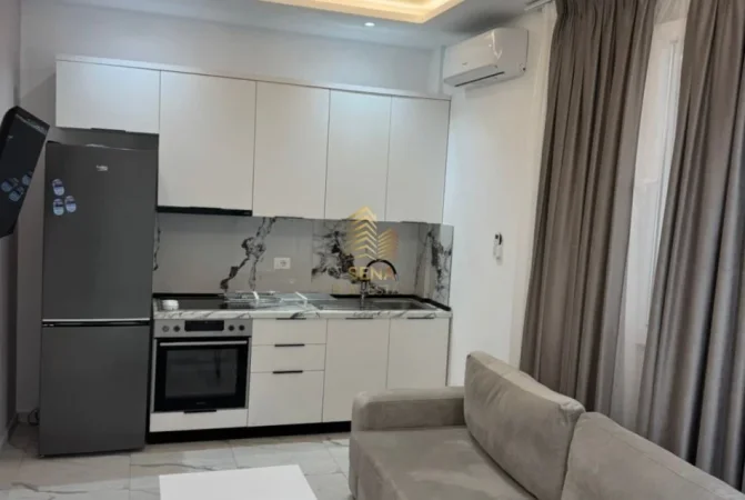 Tirane, jepet me qera apartament 1+1 Kati 1, 65 m² 450 € (Rruga 5 Maji)