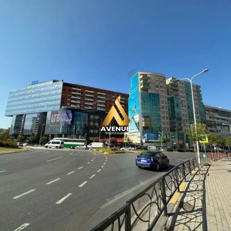 Tirane, jepet me qera apartament 2+1+Ballkon Kati 6, 105 m² 850 € (zogu i zi)