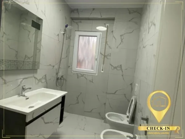 Tirane, jepet me qera apartament 2+1+Aneks+Ballkon , 115 m² 500 € (Kopshti Botanik)