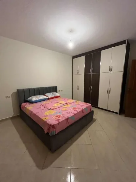 Tirane, jepet me qera apartament 2+1 Kati 6, 100 m² 600 € (Rruga e Kavajes)