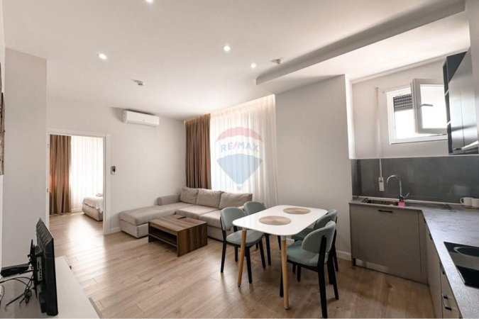 Tirane, shitet apartament 1+1 Kati 1, 220 m² 370.000 € (Rrethrrotullimi i Kinostudios, Tiranë(ID: 530191070-43)