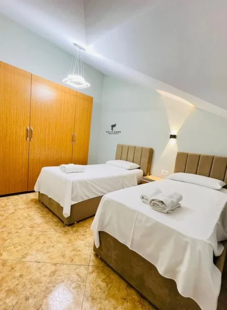 Tirane, jepet me qera apartament 2+1 Kati 4, 80 m² 600 € (RRUGA E KAVAJES)