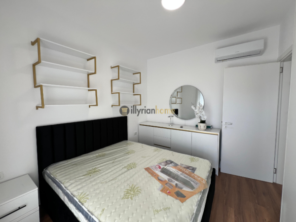 Tirane, jepet me qera apartament 1+1+Ballkon Kati 4, 57 m² 650 € (Rruga Karl Gega)