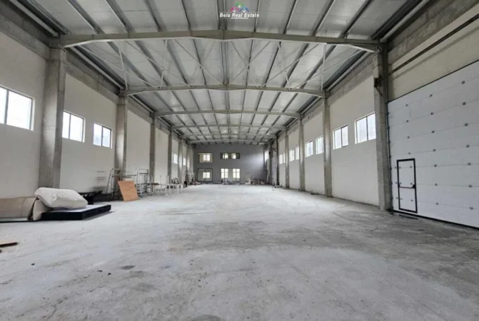 Tirane, jepet me qera magazine , 1.000 m² 6.000 € (Rruga e Vjeter e Elbasanit)