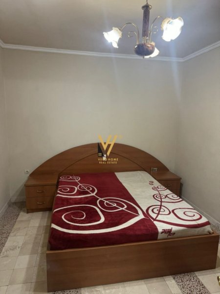 Tirane, jepet me qera apartament 1+1+Ballkon Kati 2, 60 m² 500 € (STADIUMI DINAMO)