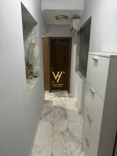 Tirane, jepet me qera apartament 1+1+Ballkon Kati 2, 60 m² 500 € (STADIUMI DINAMO)