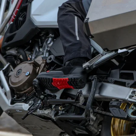 Durres, shes Cizme motorri kundra ujit Eleveit Venom oferte nga 239ne 195euro 195 €