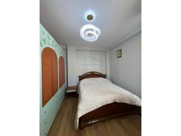 Tirane, shitet apartament 1+1 Kati 2, 64 m² 95.000 € (Fresku)
