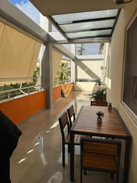 Tirane, shitet apartament 3+1+Ballkon Kati 1, 270 m² 650.000 € (SAUK)