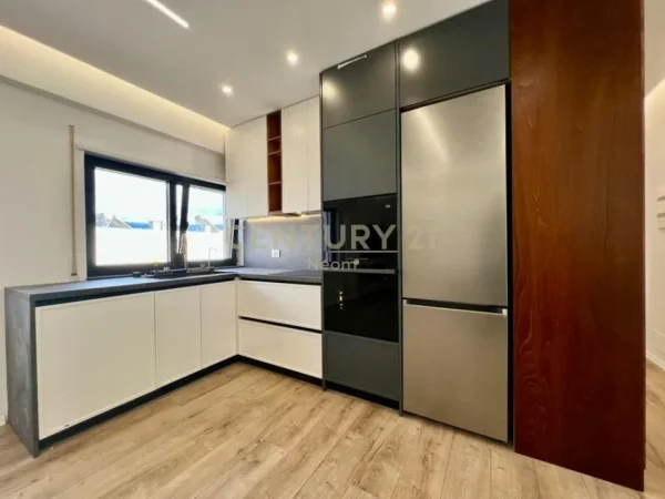 Tirane, jepet me qera apartament 1+1 Kati 4, 65 m² 600 € 