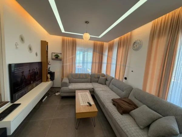 Durres, shitet apartament 2+1 Kati 7, 135 m² 300.000 € 