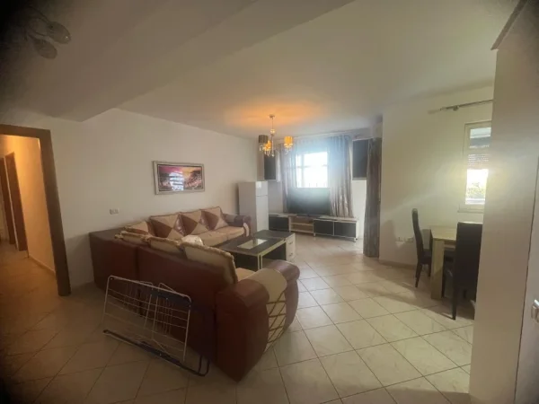 Tirane, shes apartament 2+1 Kati 3, 119.000 € 