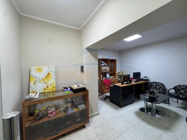 Durres, shitet ambjent biznesi Kati 0, 60 m² 130.000 € 