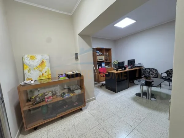 Durres, shitet ambjent biznesi Kati 0, 60 m² 130.000 € 