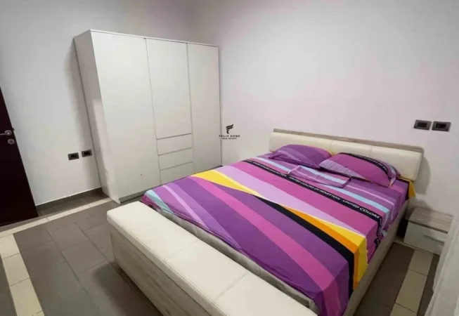 Tirane, jepet me qera apartament 1+1 , 60 m² 500 € (RRUGA E DURRESIT)