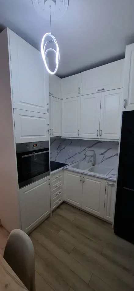 Tirane, jepet me qera apartament 1+1 Kati 1, 58 m² 550 € (Kodra Diellit)