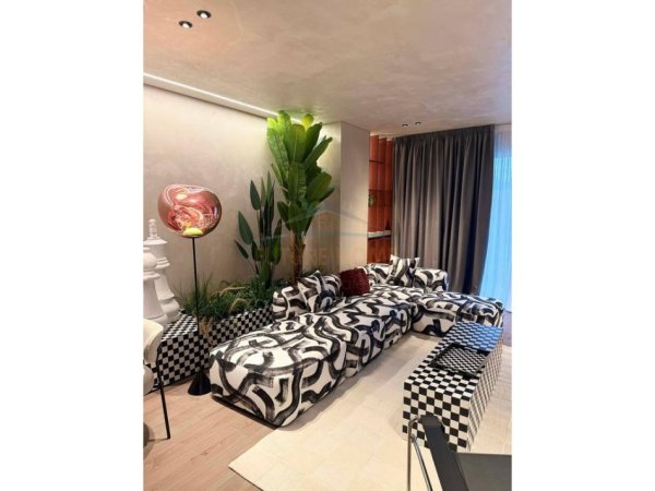 Tirane, jepet me qera apartament 1+1 Kati 6, 100 m² 2.000 € (LION PARK 1)