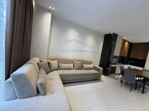 Durres, shitet apartament 2+1 Kati 3, 93 m² 