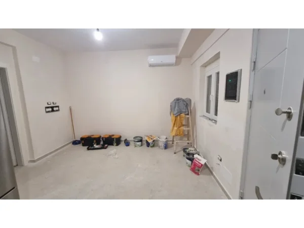 Tirane, jepet me qera apartament 1+1 Kati 1, 50 m² 450 € (SELITE)  CITY60970