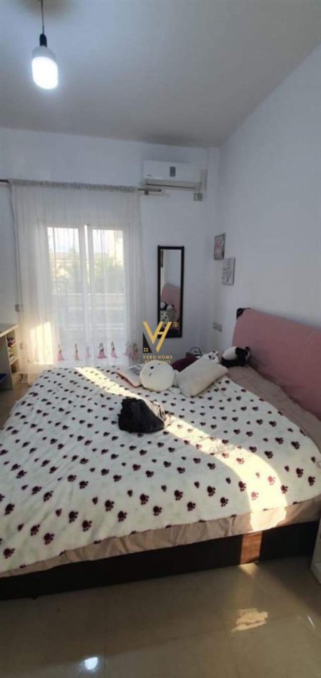 Tirane, shitet Vile 4+1 Kati 0, 400 m² 400.000 Euro (TEG)