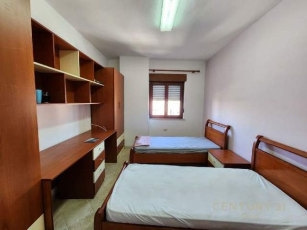 Tirane, shitet apartament 2+1+BLK Kati 9, 110 m² 198.000 Euro